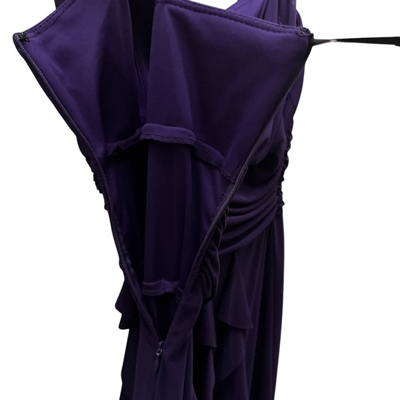 Betsy & Adam Purple Ruched Sweetheart Midi Dress - Picture 4 of 5
